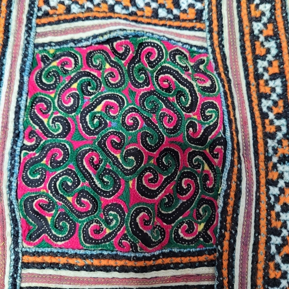 Set of 2 Handwoven black and blue square cushion covers - Picture 14 of 16